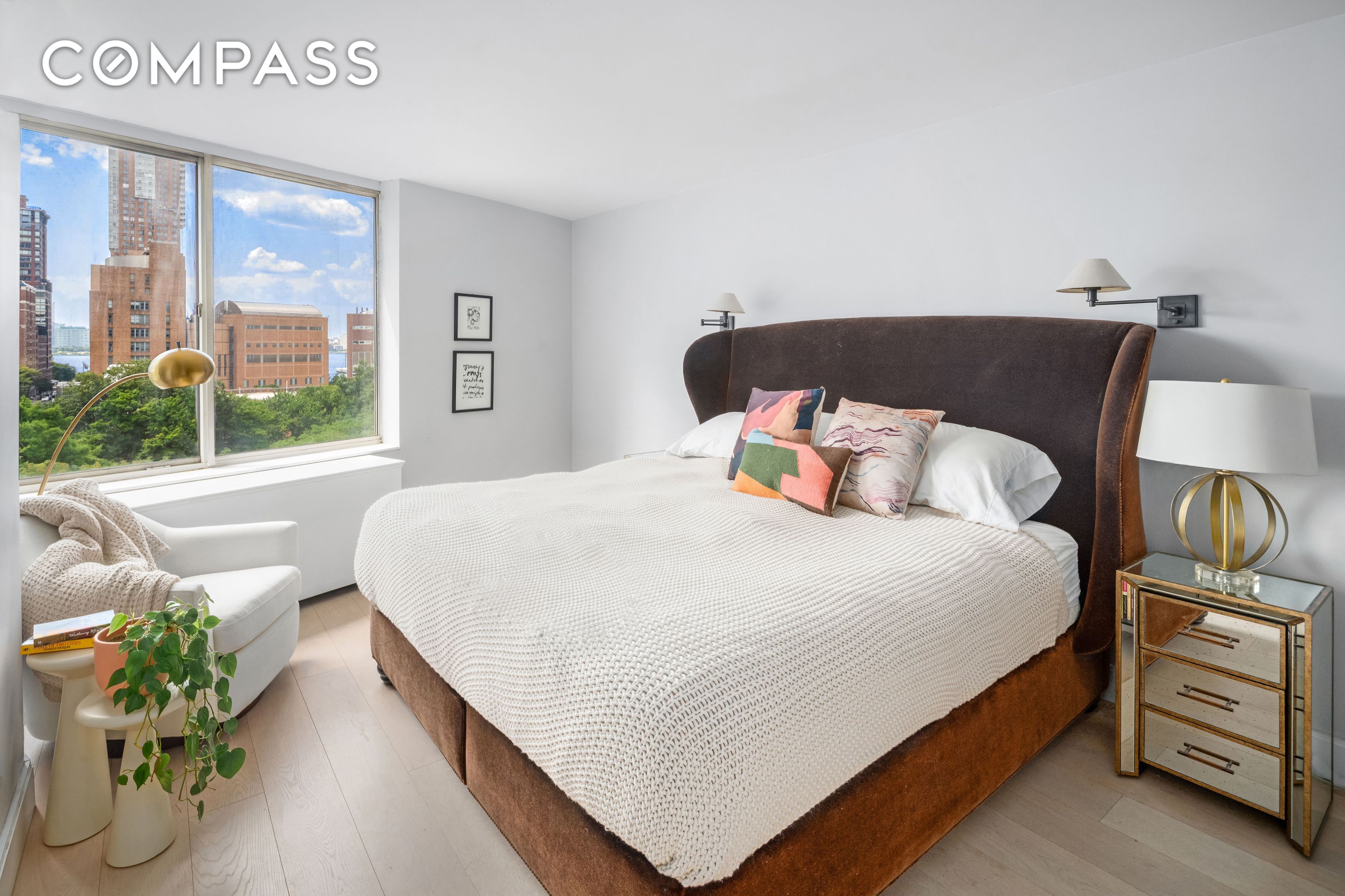 303 Greenwich Street 8AB
