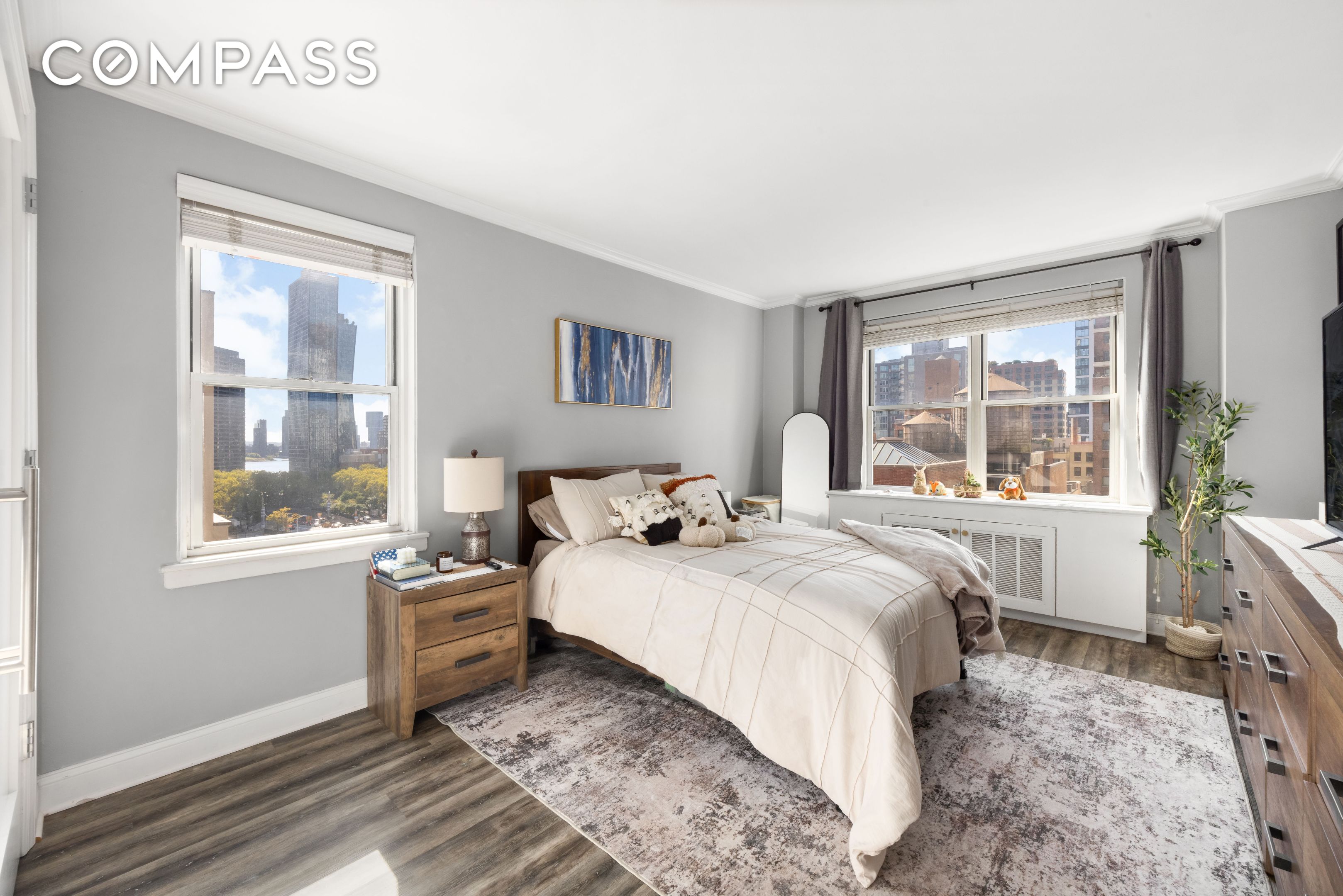 201 E 37th Street 11B
