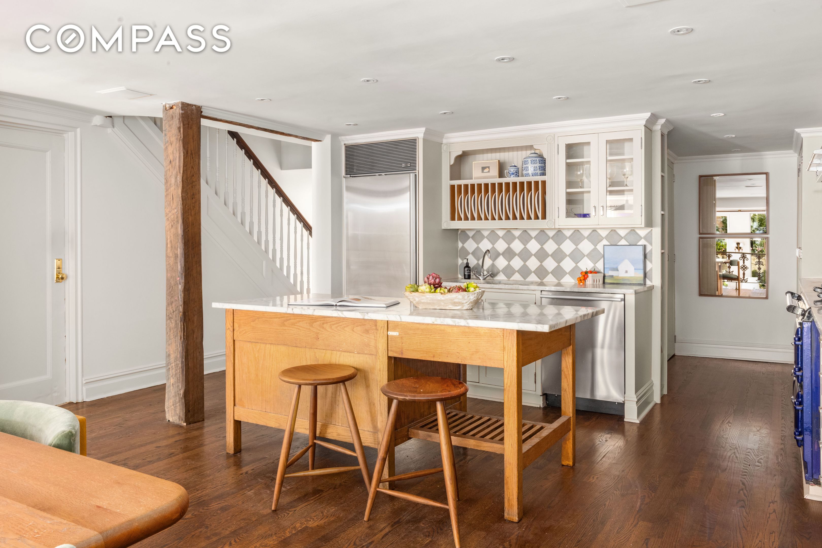 222 E 11th Street GARDEN