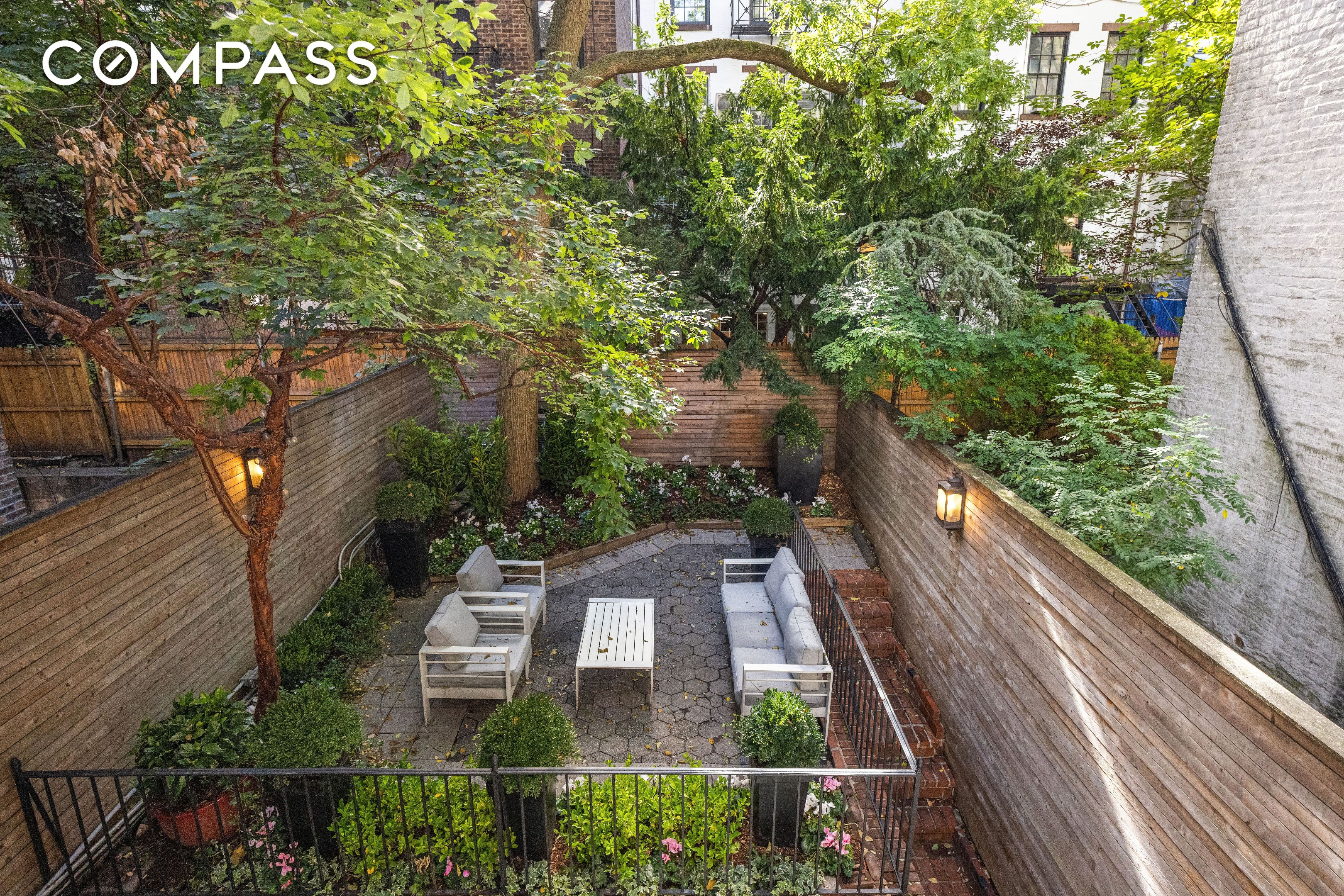 222 E 11th Street GARDEN