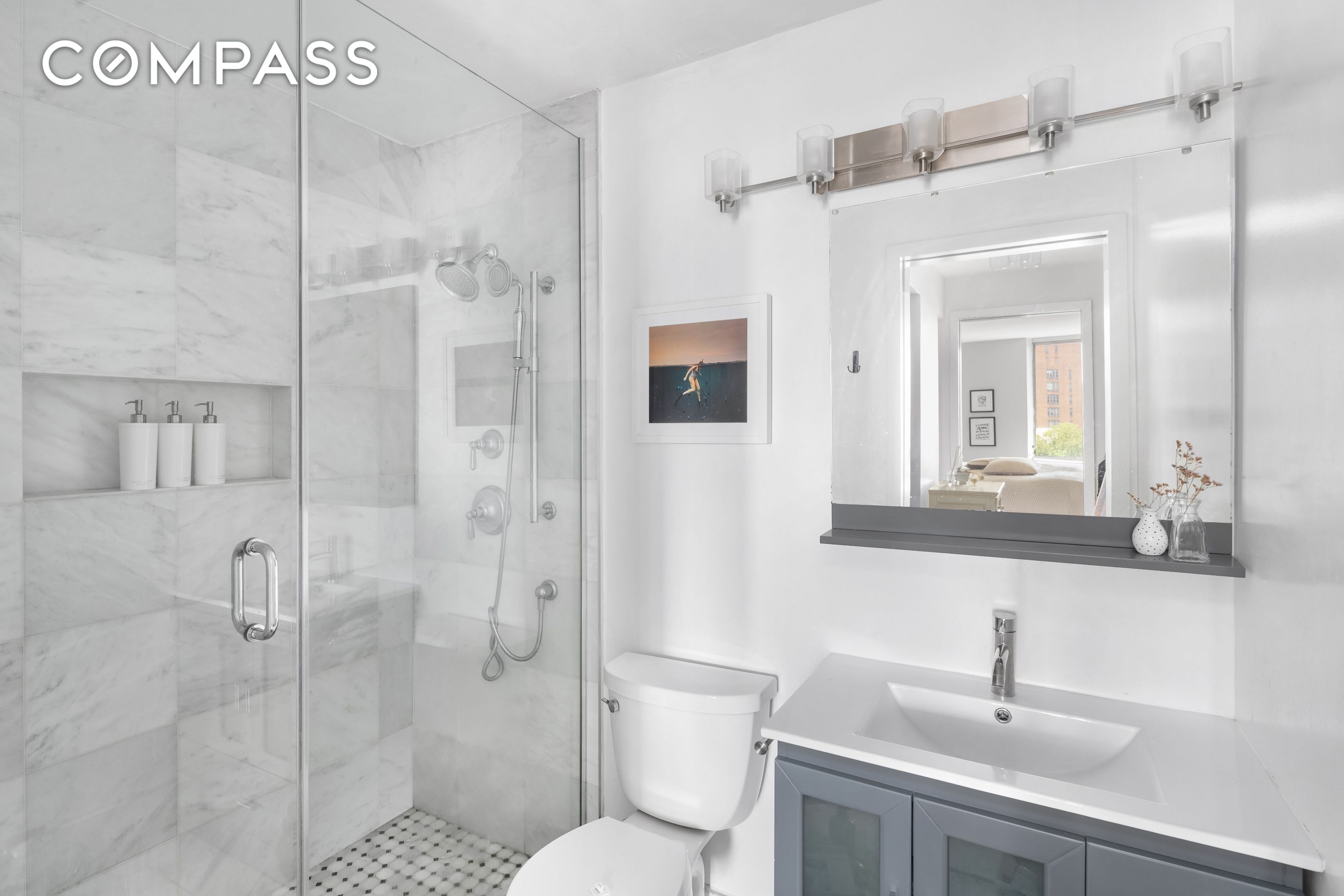 303 Greenwich Street 8AB