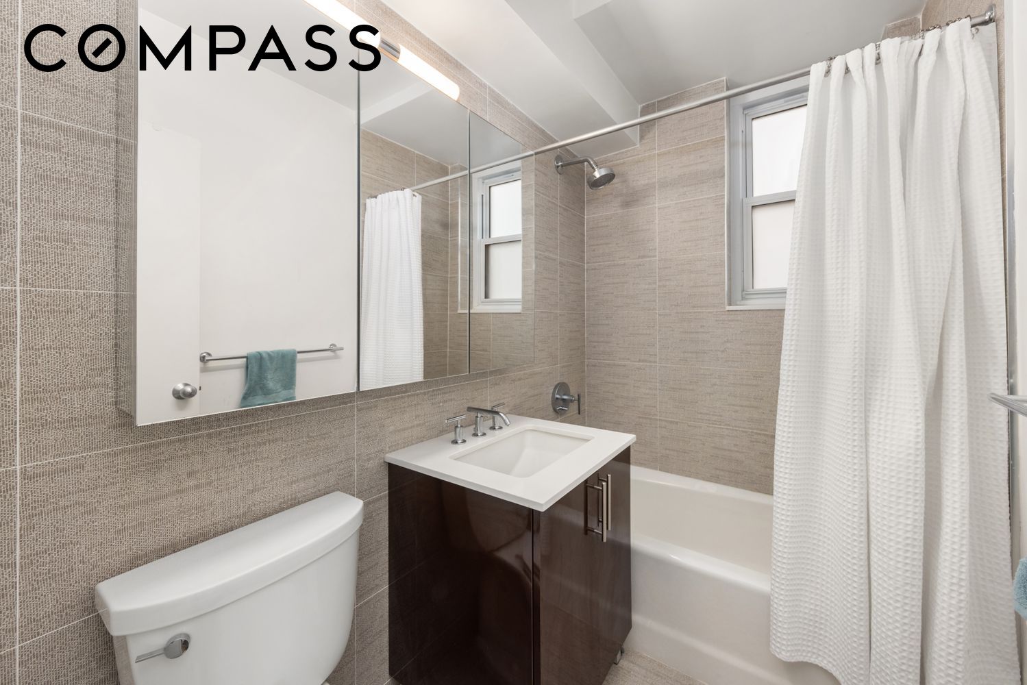 63 E 9th Street 3U