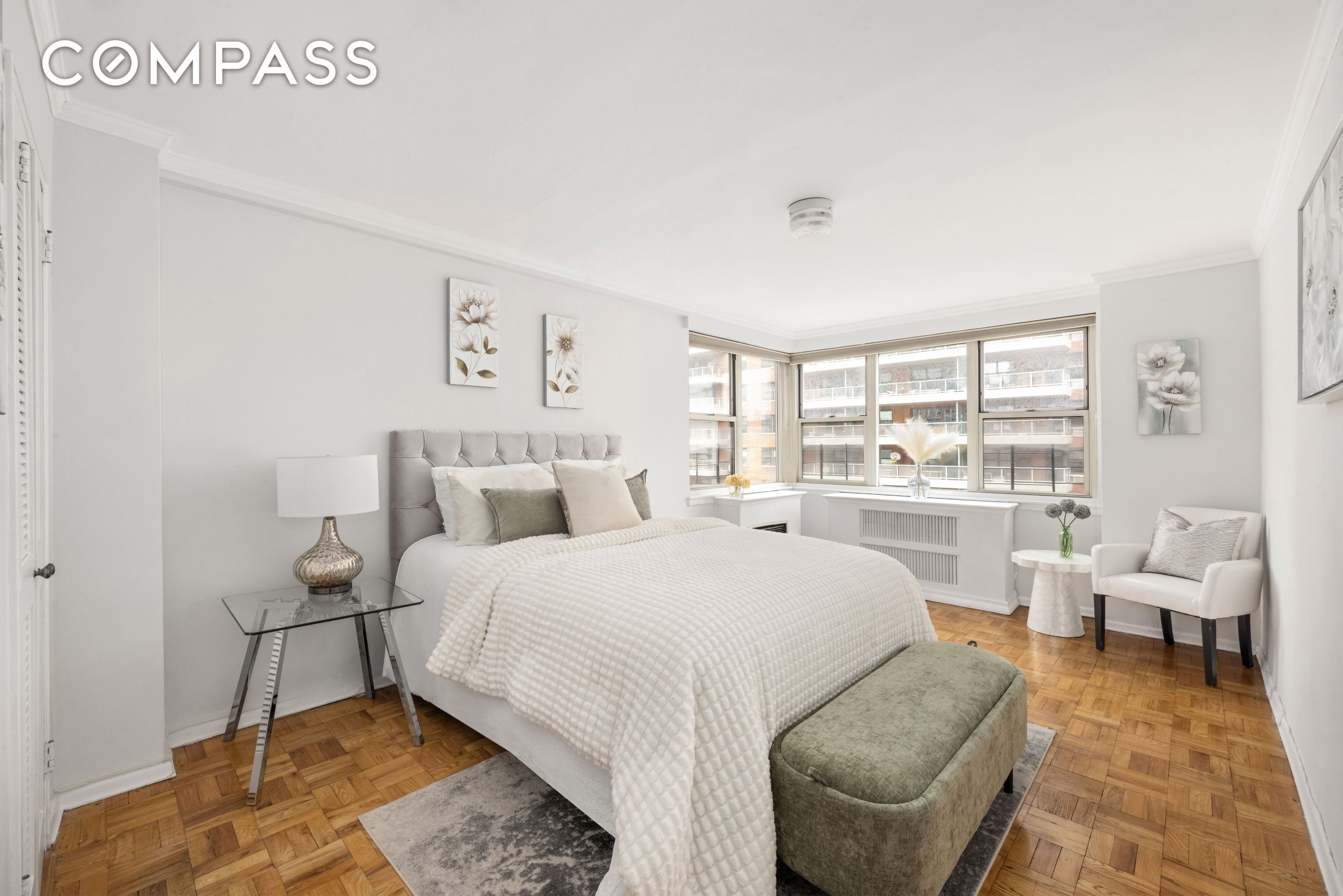 233 E 70th Street 8T