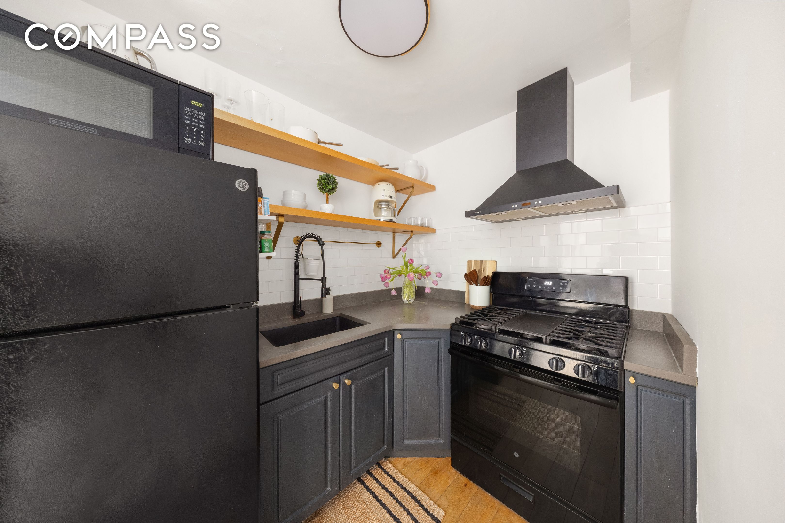 150 E 61st Street 2A