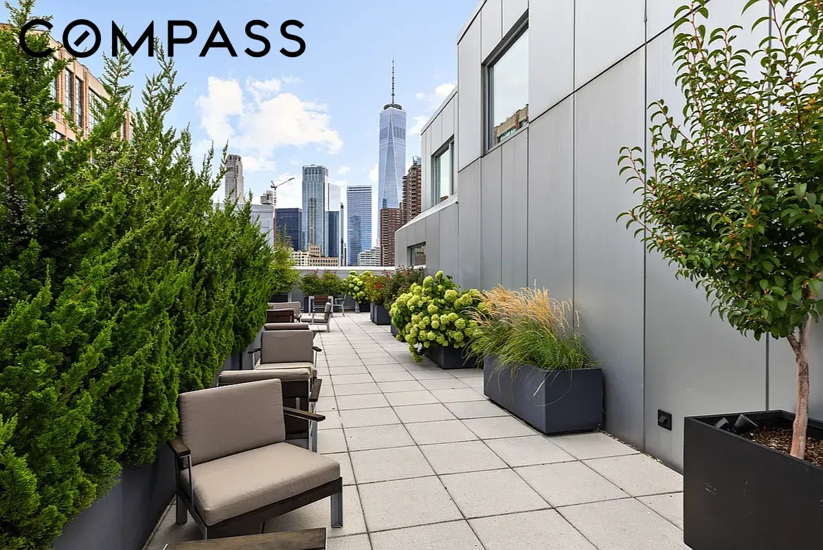 415 Greenwich Street 5D