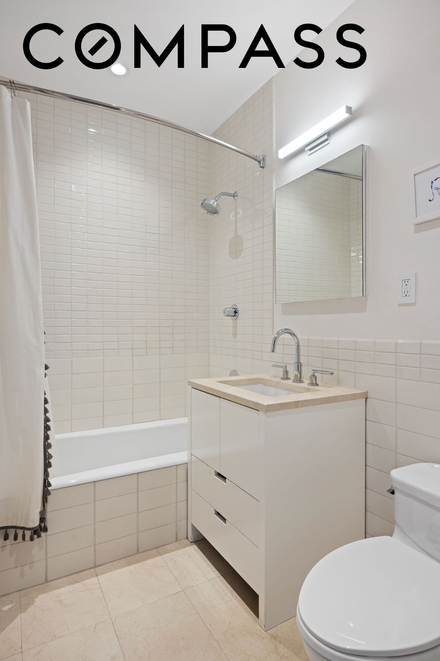 415 Greenwich Street 5D
