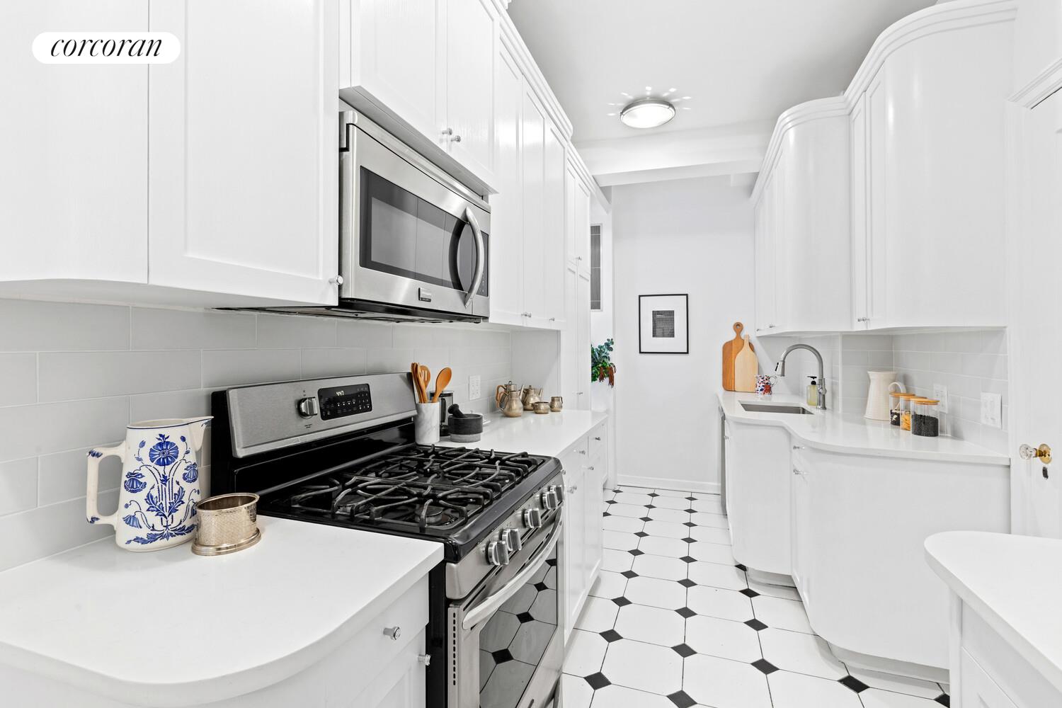 136 E 64TH Street 5D