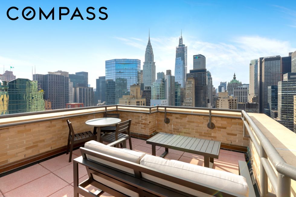310 E 46th Street 15G
