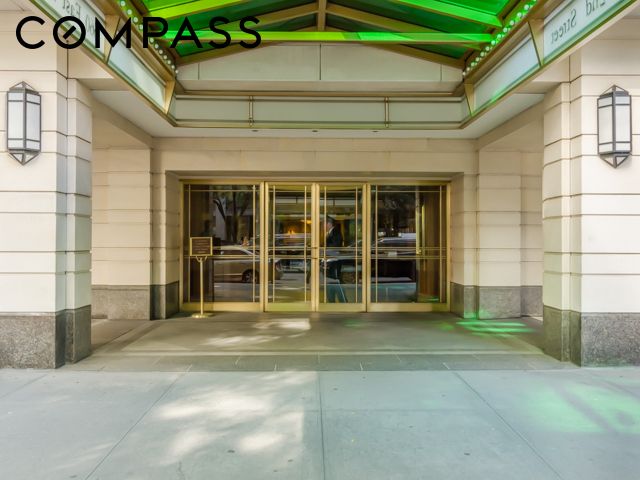 360 E 72nd Street B1601