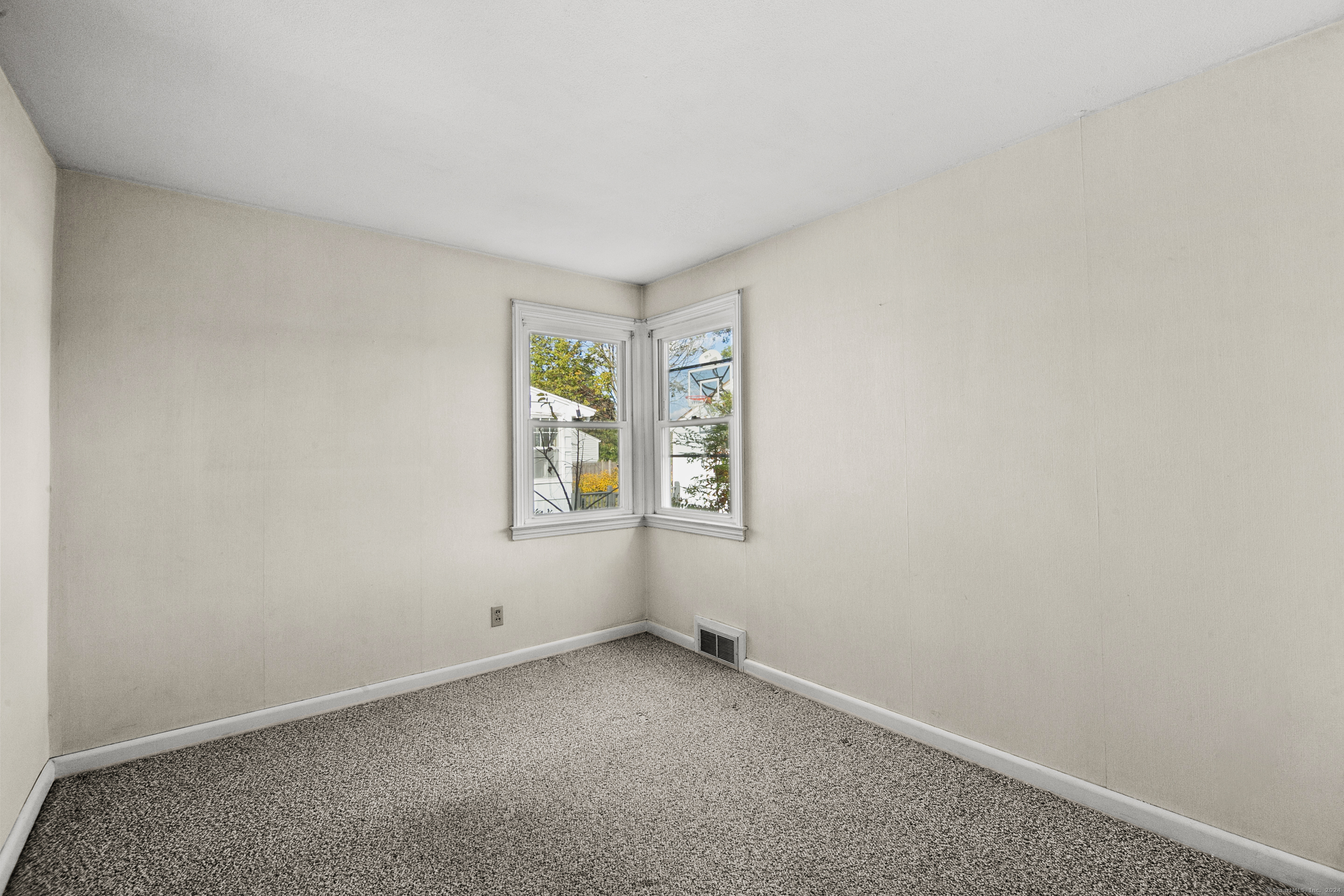 118 Randal Avenue