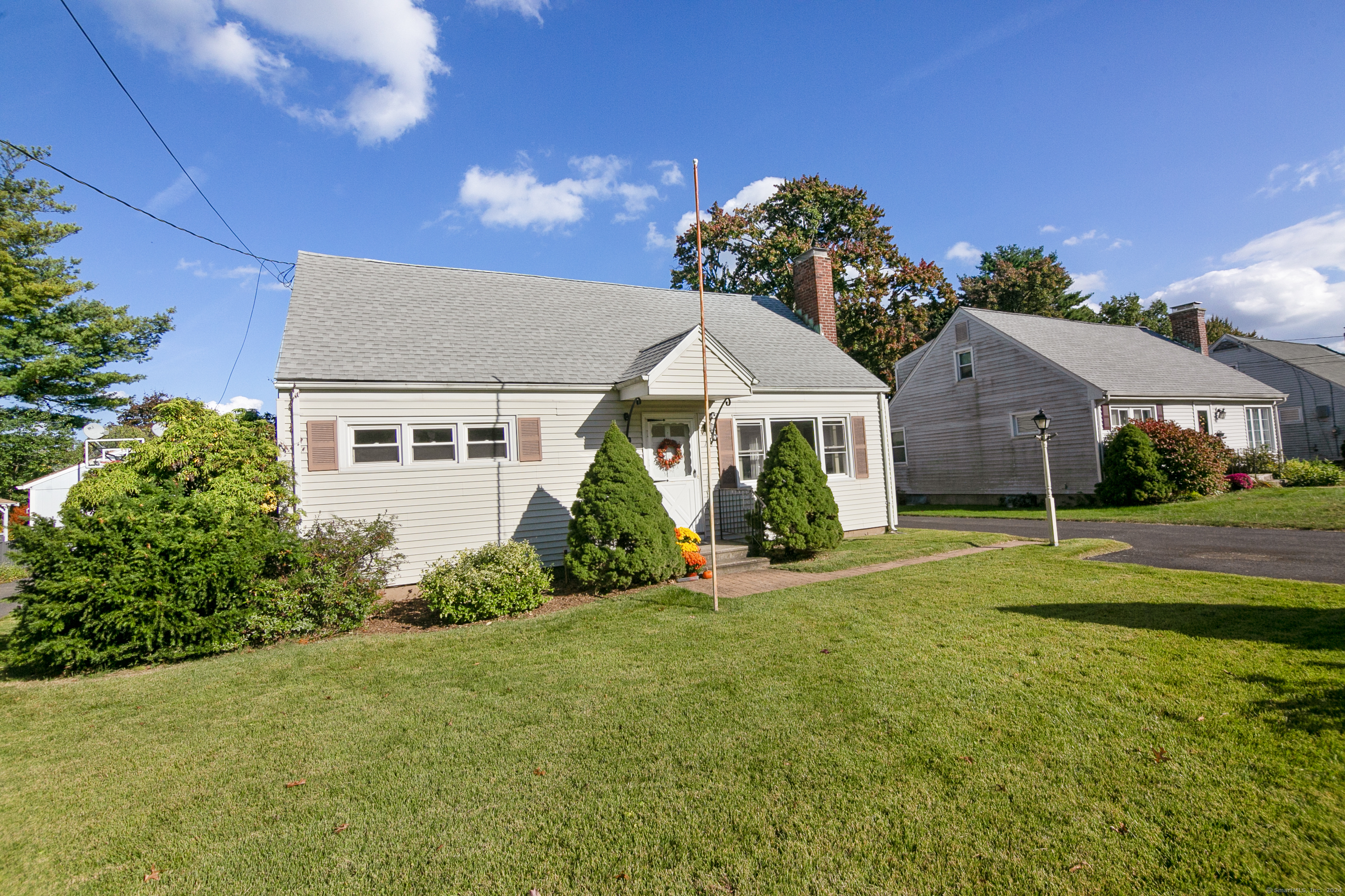 118 Randal Avenue