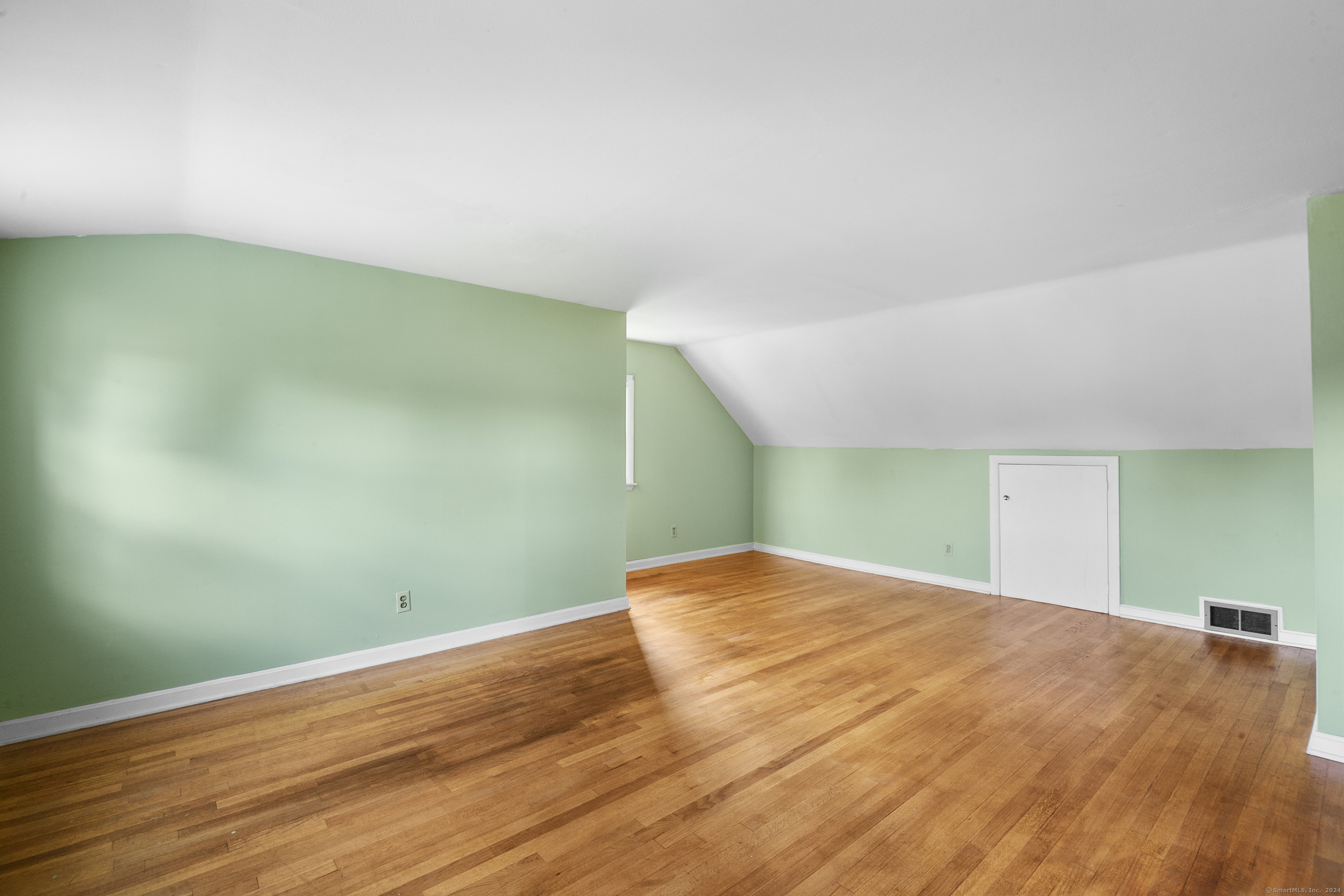 118 Randal Avenue