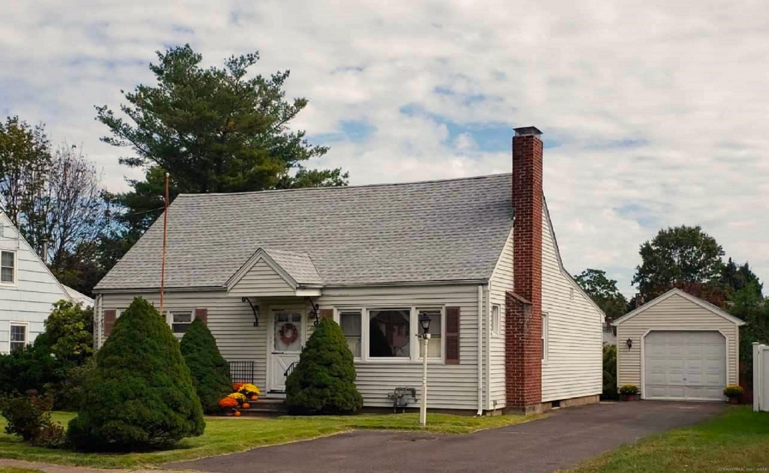 118 Randal Avenue