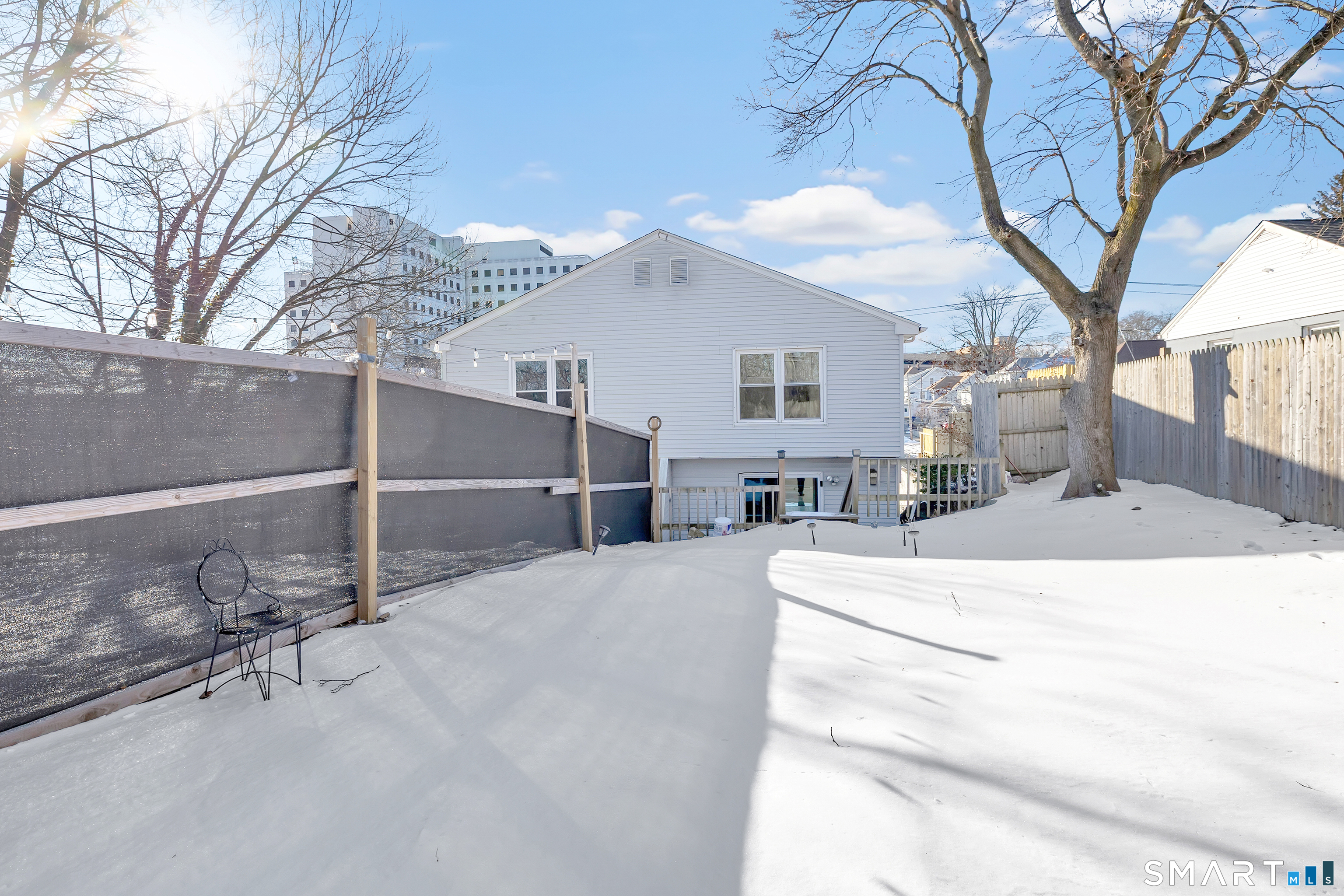 936 Lindley Street