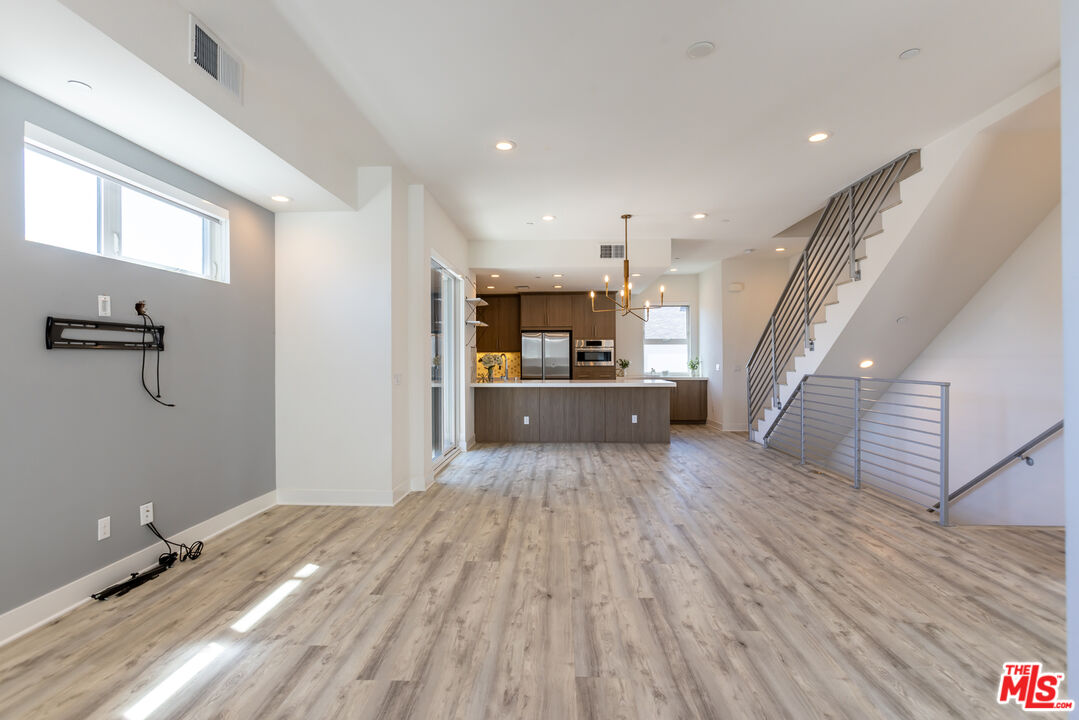3309 Aria Ln