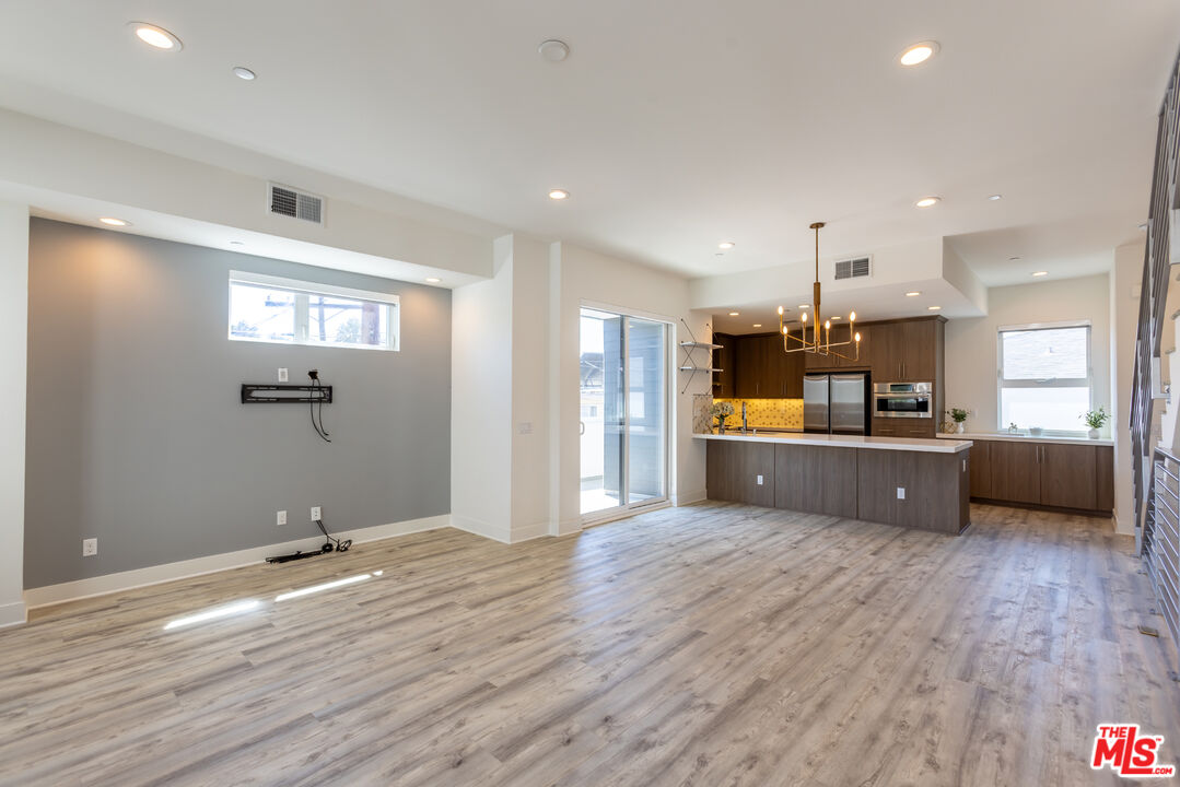 3309 Aria Ln