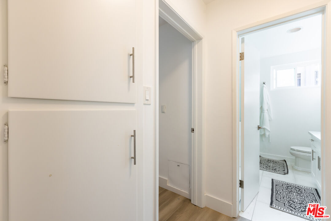 10654 Wilkins Ave Unit: 5