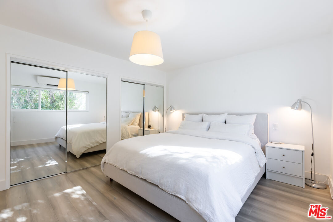 10654 Wilkins Ave Unit: 5