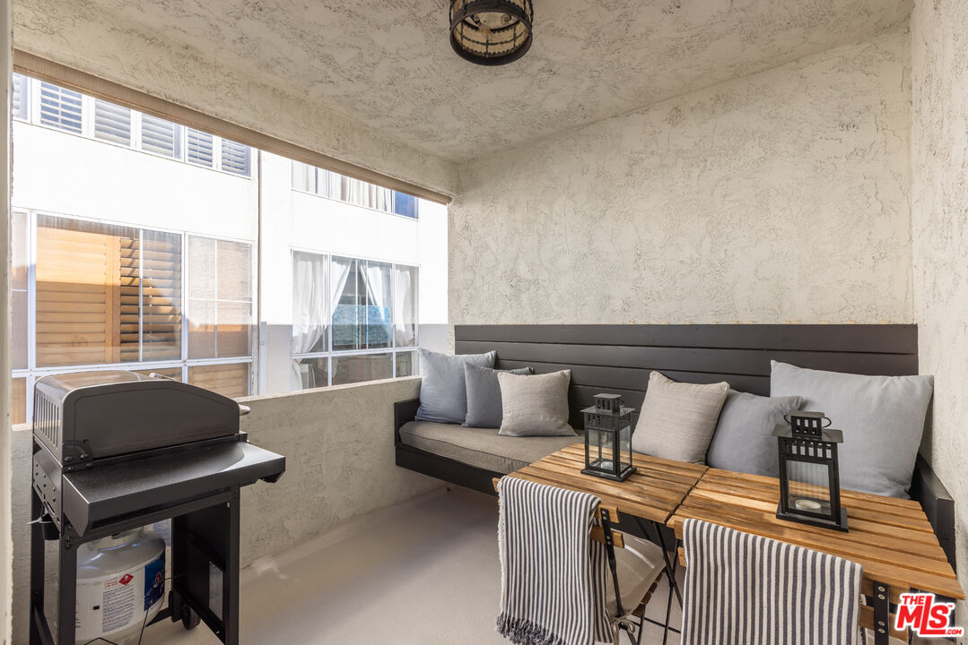 10654 Wilkins Ave Unit: 5