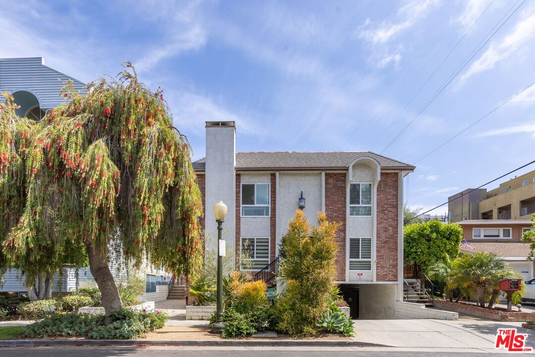 10654 Wilkins Ave Unit: 5