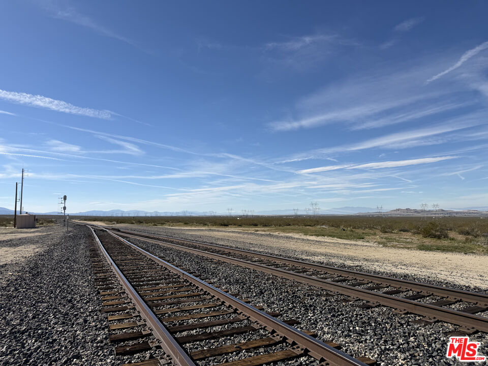 0 Vac/vic 195 STE/AVE U8