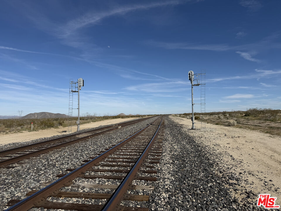 0 Vac/vic 195 STE/AVE U8