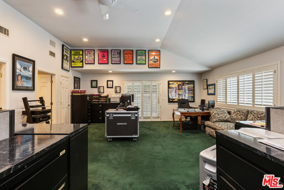 19717 Wells Dr