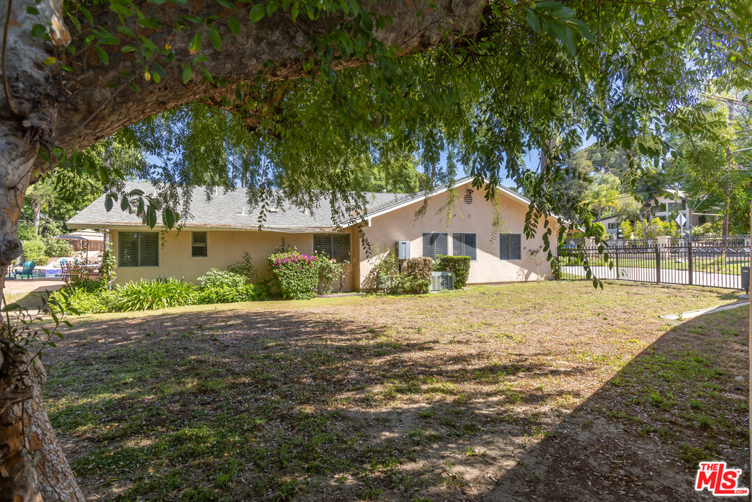 19717 Wells Dr