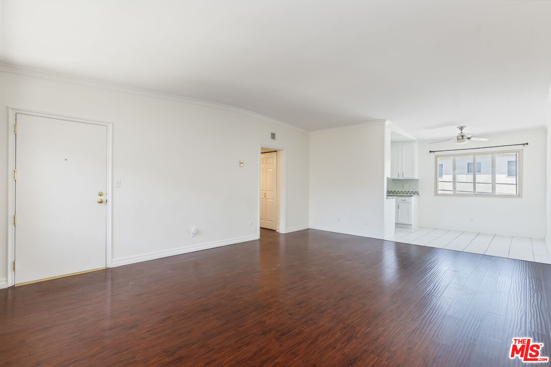 8710 Belford Ave Unit: 215B