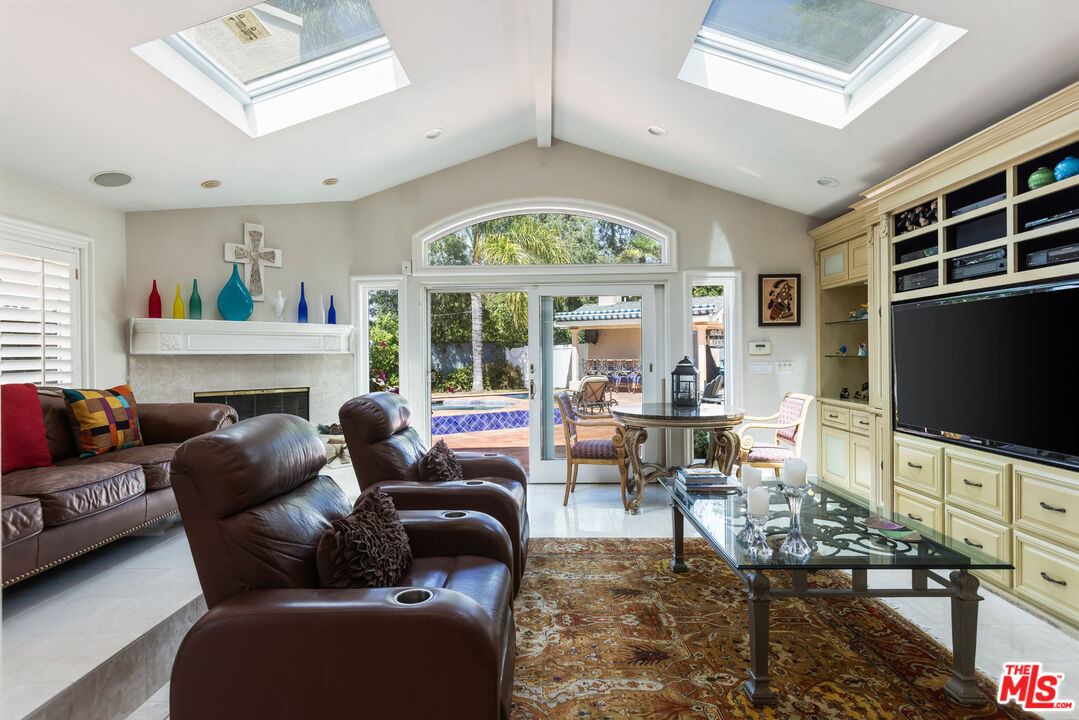 19717 Wells Dr