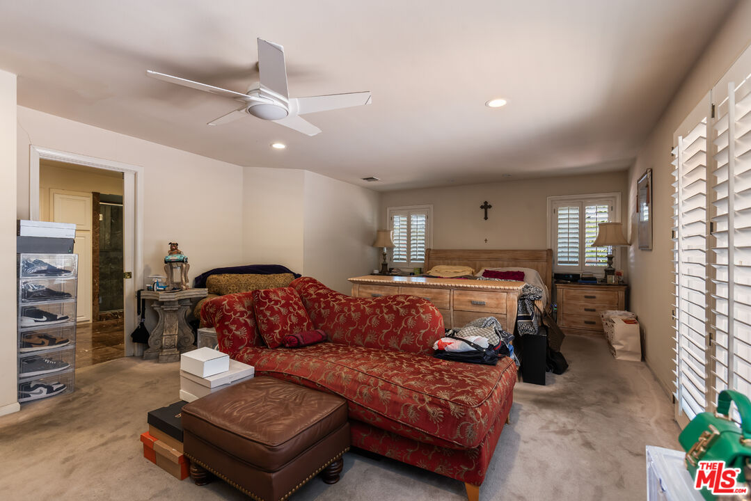 19717 Wells Dr
