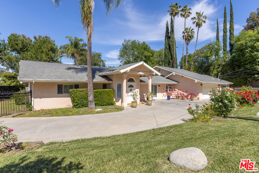 19717 Wells Dr