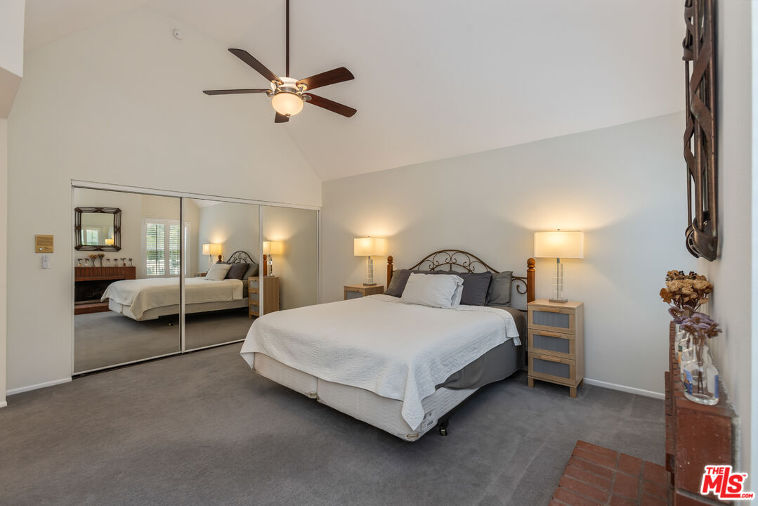 20950 Oxnard St Unit: 10