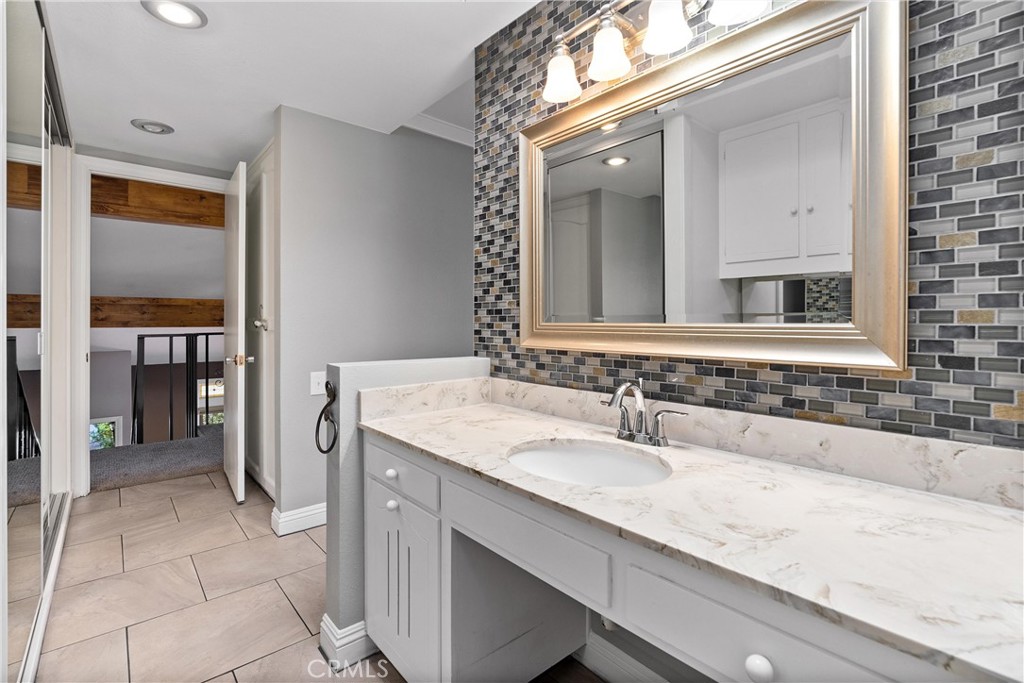 832 Ronda Mendoza Unit: A