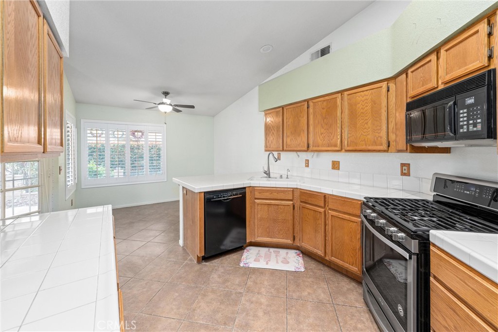 1863 Ash Tree Lane