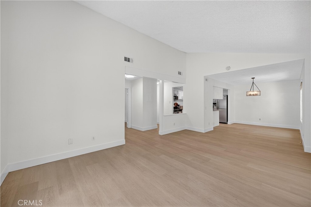 600 Central Avenue 334