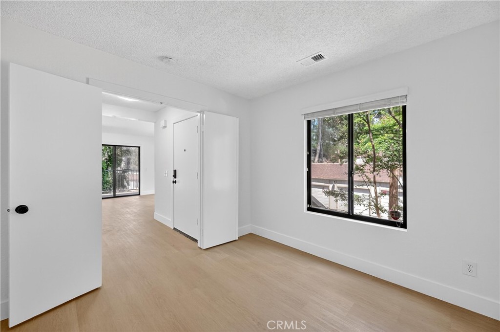 600 Central Avenue 334