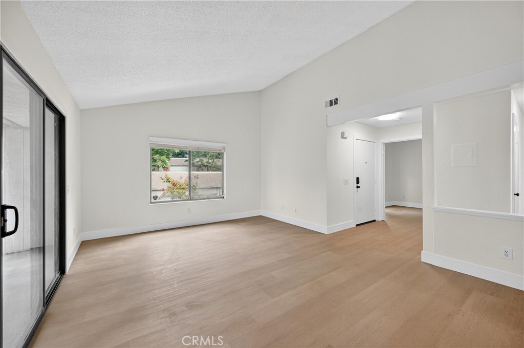 600 Central Avenue 334