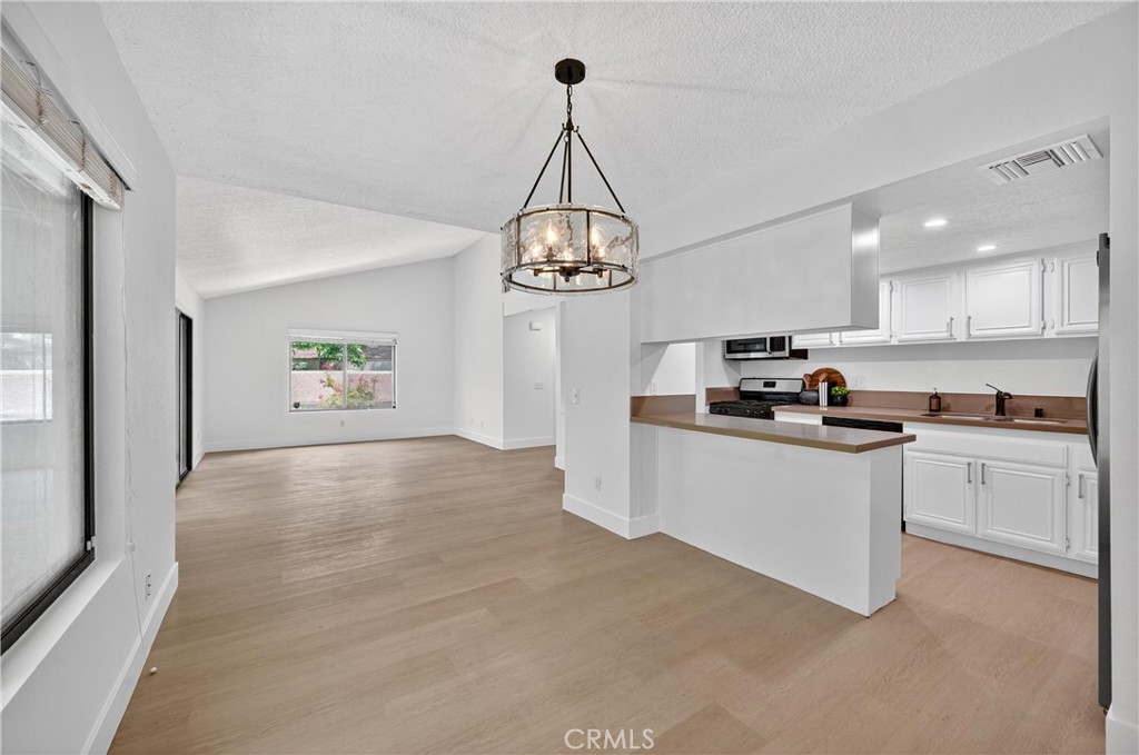 600 Central Avenue 334