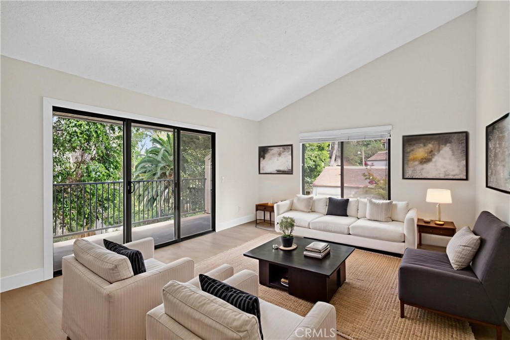 600 Central Avenue 334