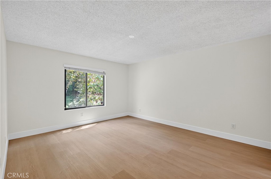600 Central Avenue 334