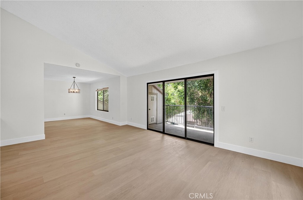 600 Central Avenue 334