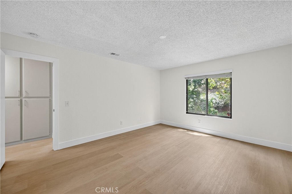 600 Central Avenue 334