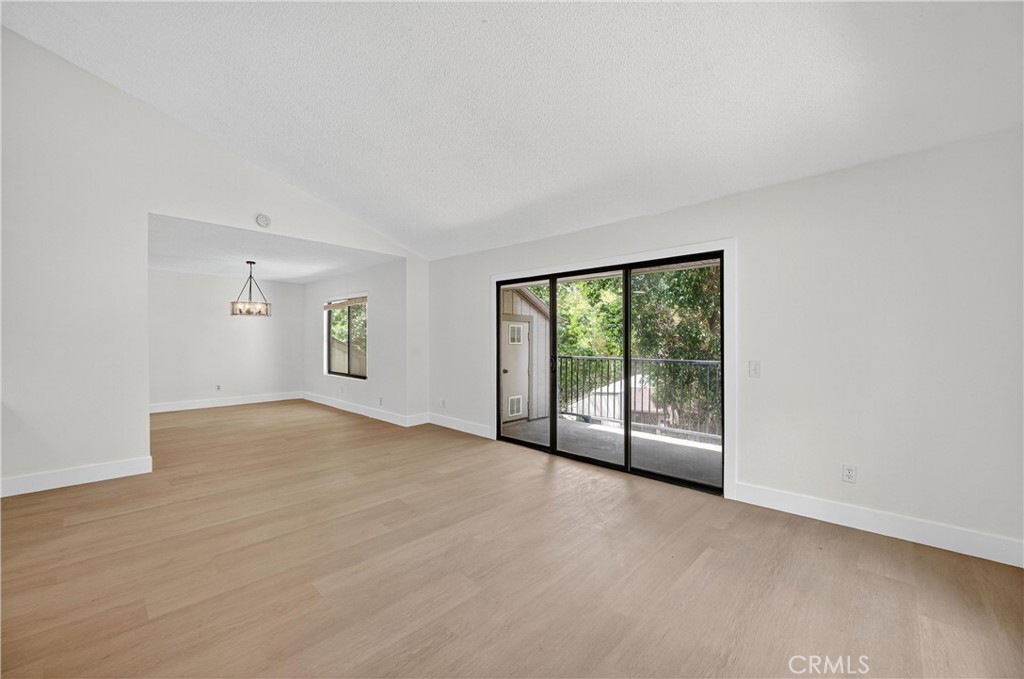 600 Central Avenue 334