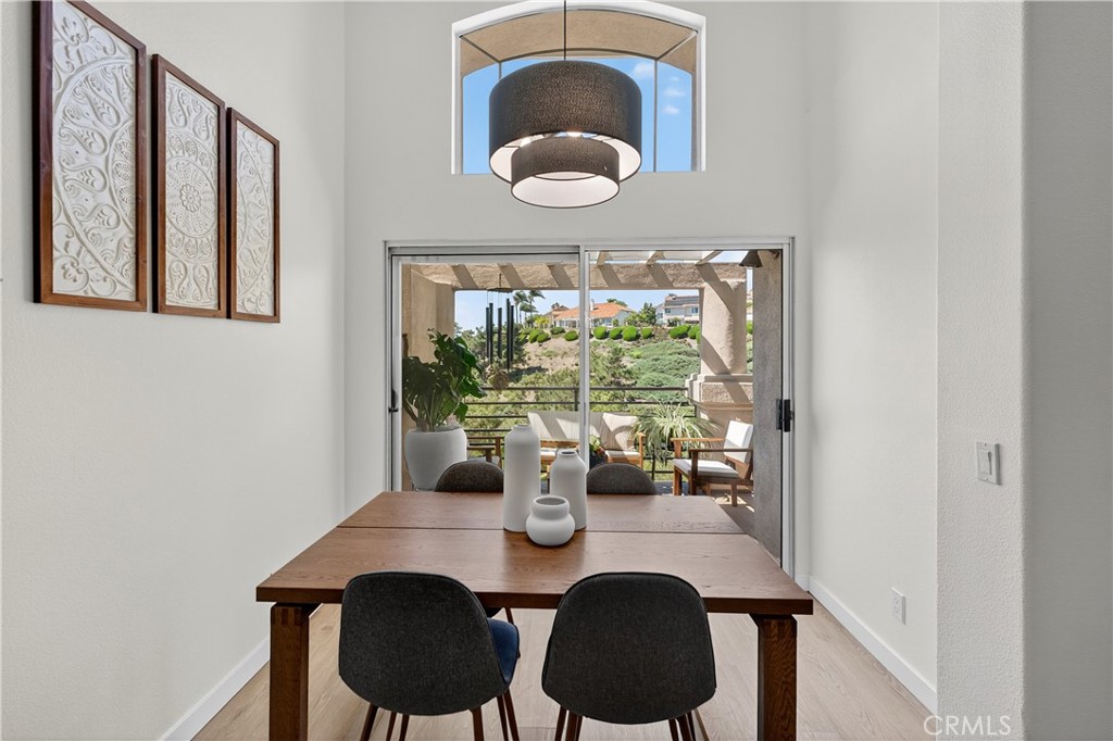 24515 El Sorrento