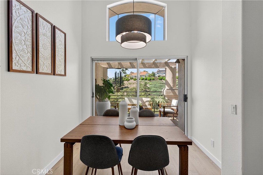 24515 El Sorrento