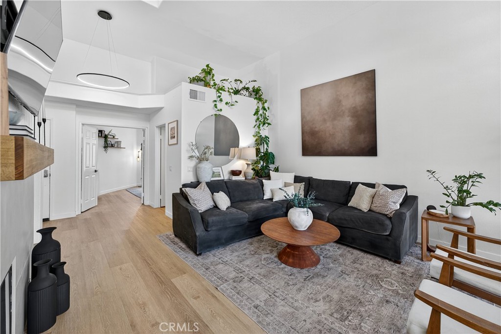 24515 El Sorrento