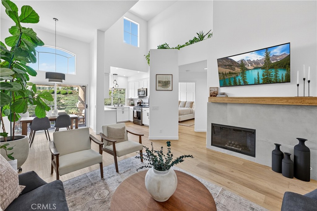 24515 El Sorrento