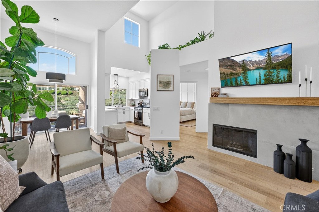 24515 El Sorrento