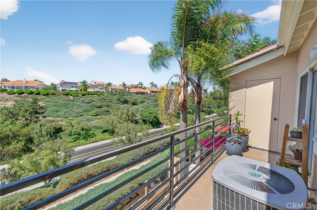 24515 El Sorrento